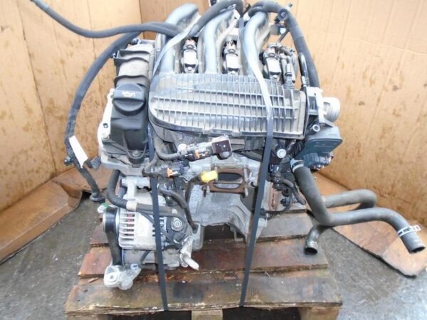 Motor EB2 (HMZ) 3 cilindros en línea 82 CV C3, C4 Cactus Peugeot 208, 2008