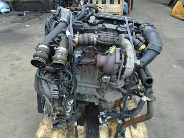 Motor DV6TED4 (9HZ) 4 cilindros en línea 110 CV C4, C5, Berlingo Peugeot 308, 407