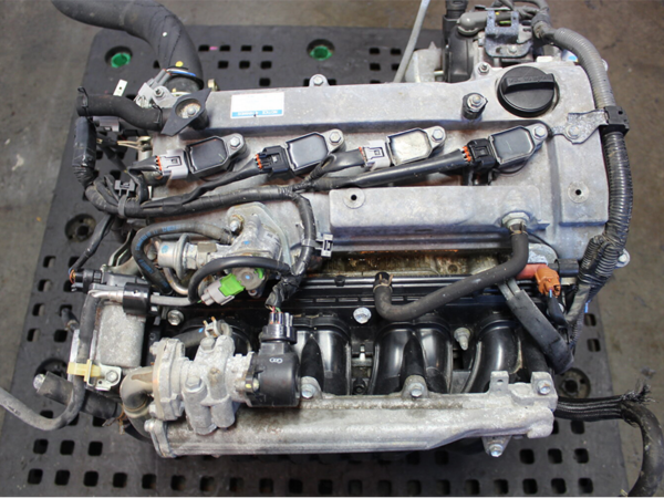 Motor 1AZ-FSE 4 cilindros en línea con inyección directa 150 CV Caldina, Ipsum, RAV4, Avensis