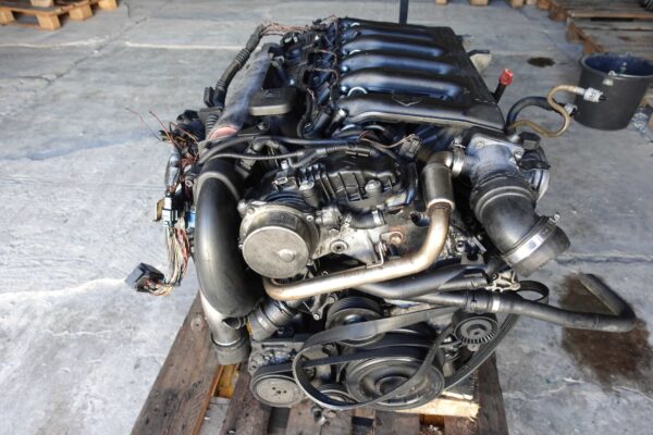 Motor M57 6 cilindros en línea turbodiésel 163-286 CV Serie 3 (E46/E90), Serie 5 (E39/E60), X3 (E83), X5 (E53/E70) Land Rover Range Rover L322 (3.0 Td6)