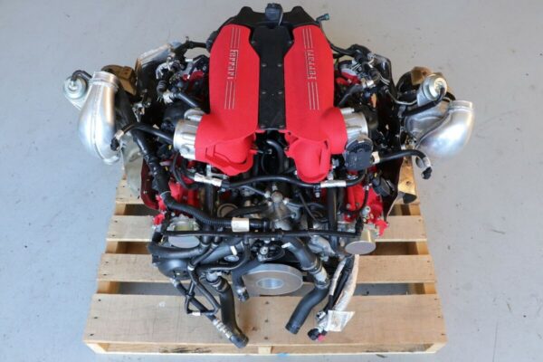Motor F154CB V8 biturbo 670 CV Ferrari 488 GTB