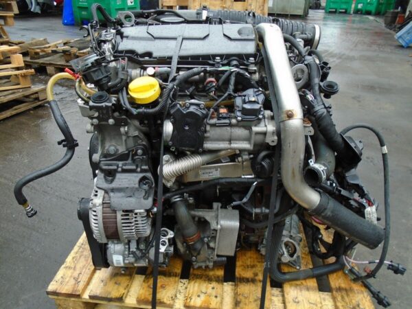 Motor M9R 4 cilindros turbodiésel 130-180 CV Laguna, Koleos Nissan X-Trail, Qashqai